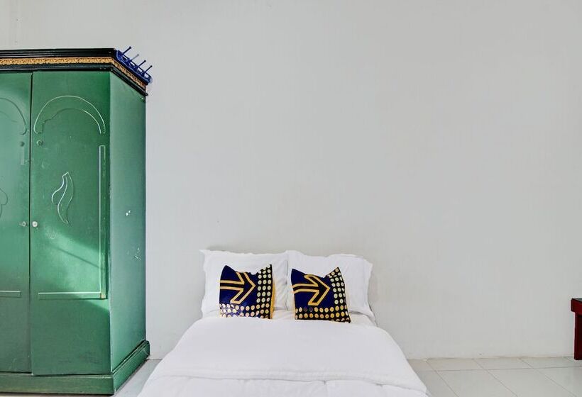 فندق Spot On 91950 Guest House Teknong Syariah