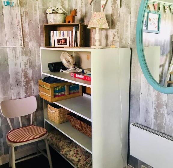 בית מלון כפרי övraby Stuga