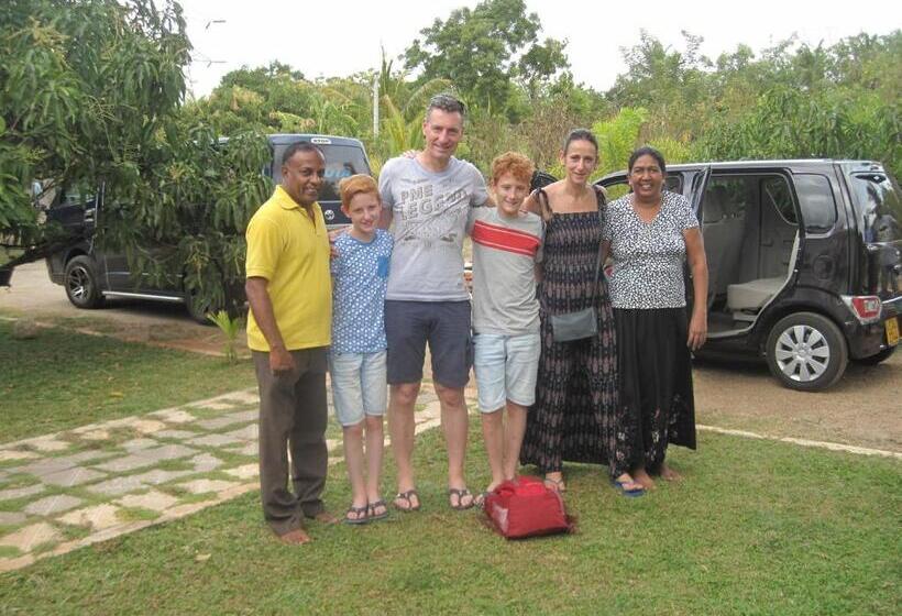 Miheen Hotel & Resort   Anuradhapura