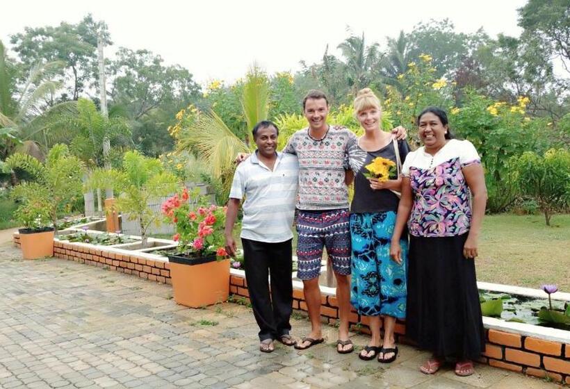 Miheen Hotel & Resort   Anuradhapura