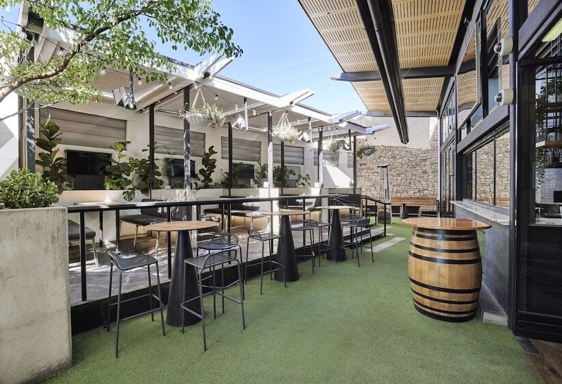 Blue Gums Hotel Motel