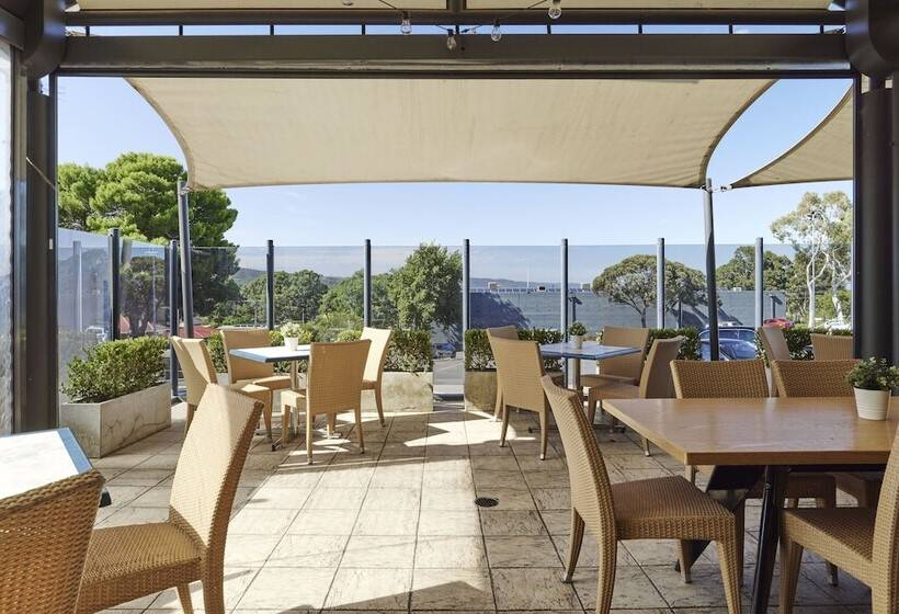 Blue Gums Hotel Motel