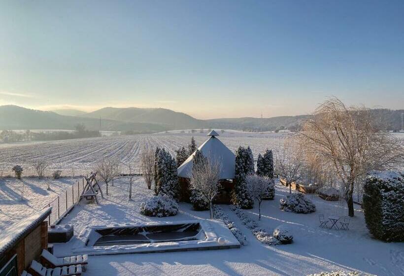 膳宿费 Memory Vendégház