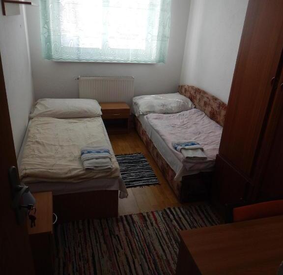 ペンション Penzión Rodinné Vinárstvo ďurík