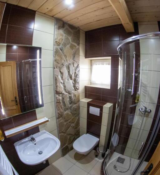 膳宿费 Penzión Skorušina