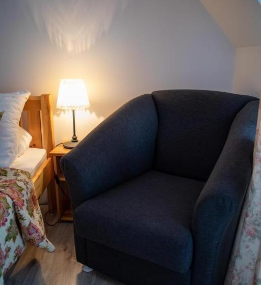 膳宿费 Penzión Skorušina