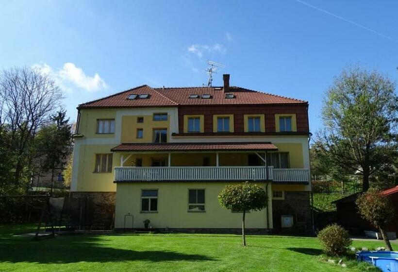 ペンション Penzion Horácko