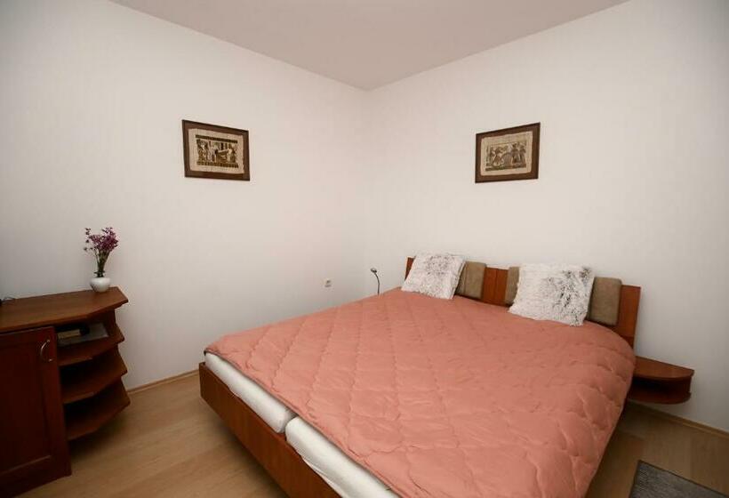 펜션 Veronika Vendégház Regéc