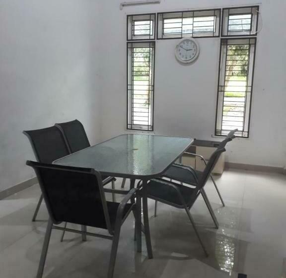 פנסיון Wisma Greenville