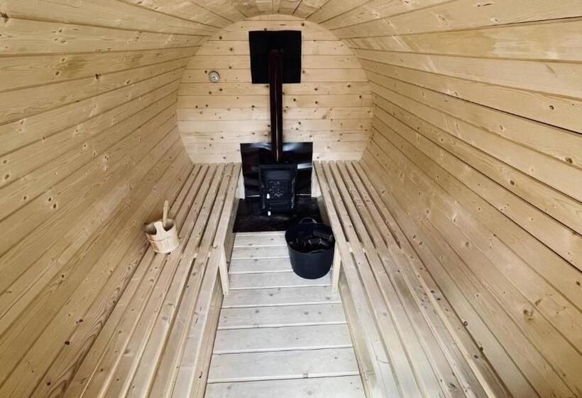 Pensiunea Adolescenta