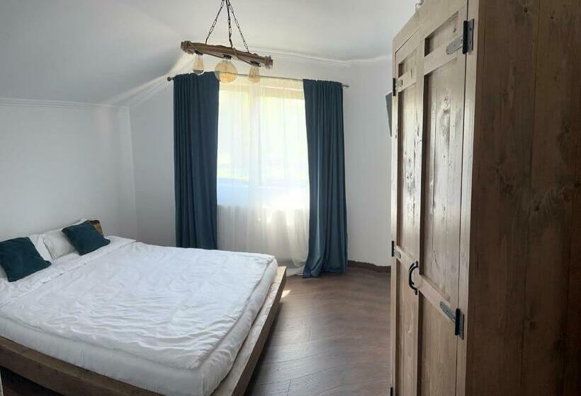 Pensiunea Lili’s House