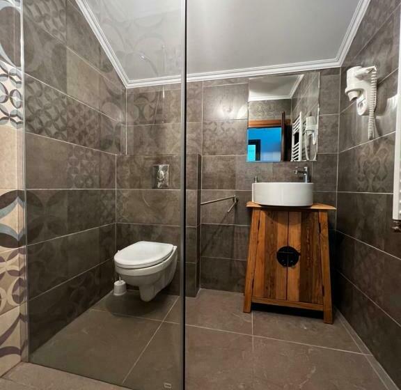 Pensiunea Lili’s House