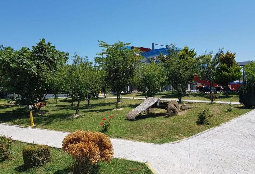 Sinopsis Resort Otel