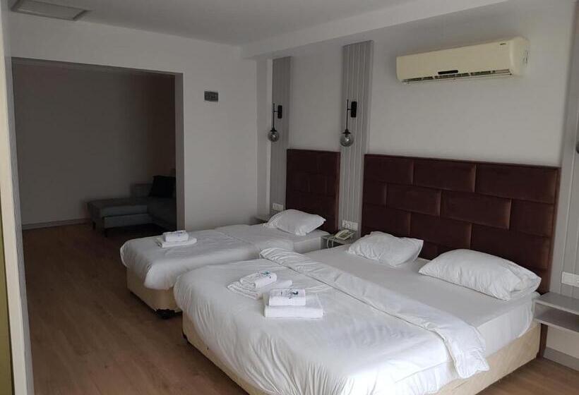 Sinopsis Resort Otel