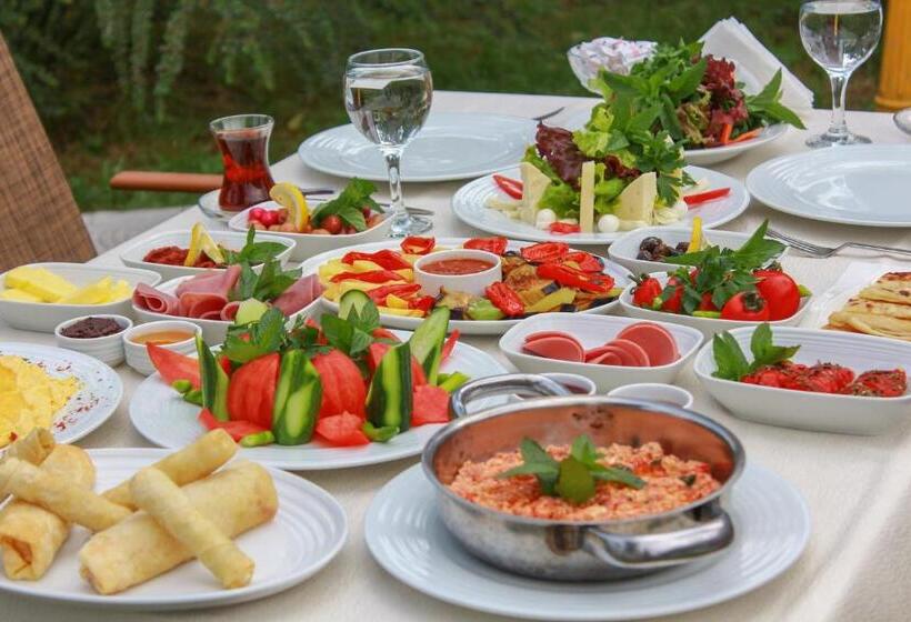 Sinopsis Resort Otel