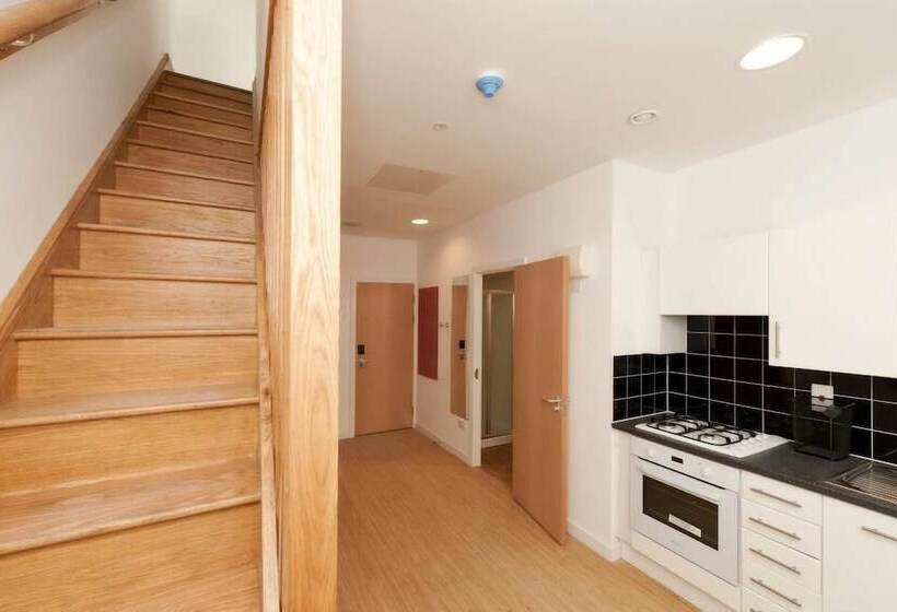 هاستل Destiny Student Cowgate   Campus Accommodation