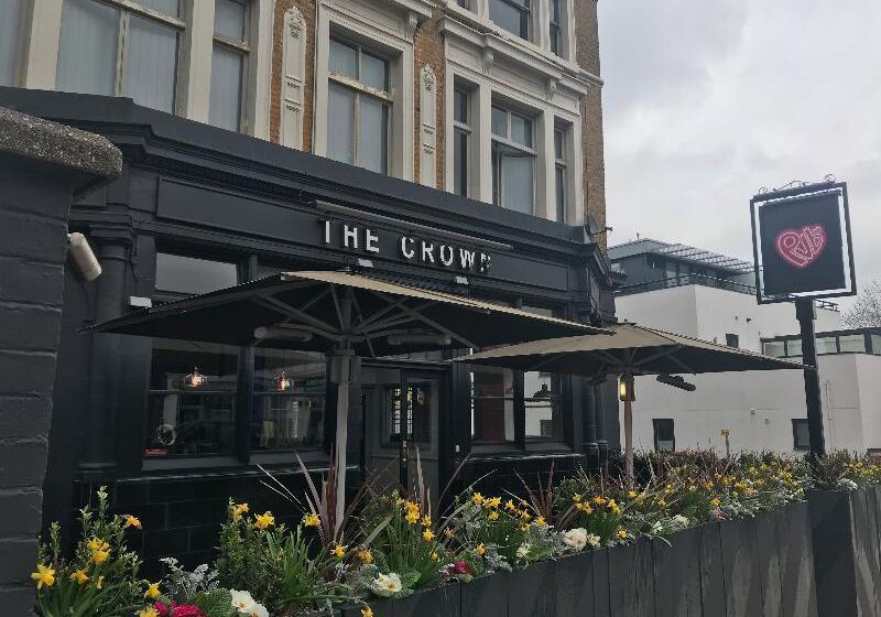 호스텔 Publove @ The Crown Battersea