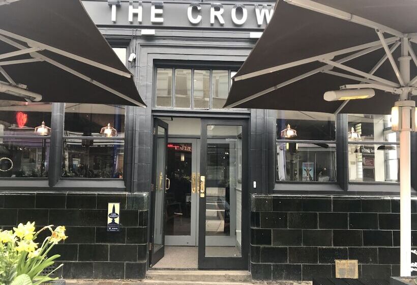 호스텔 Publove @ The Crown Battersea