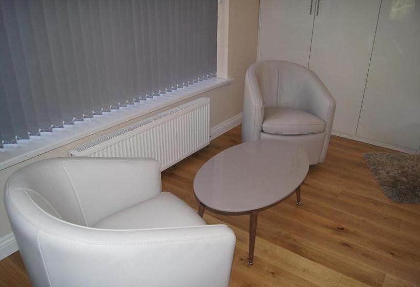 Arfryn House Bed And Breakfast