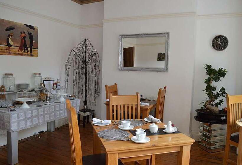 Bed and Breakfast Abbey House