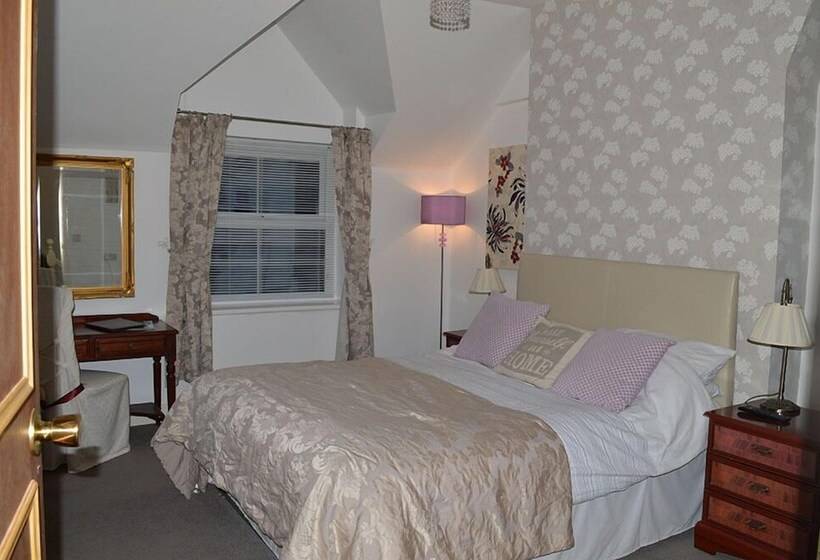 Bed and Breakfast Abbey House