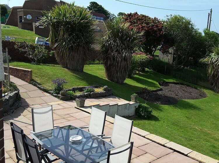 ベッドアンドブレックファースト Blinkbonnie Guest House