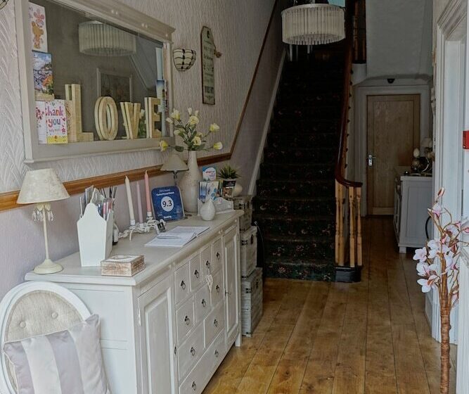 住宿加早餐 Cartref Guest House