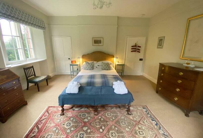 مبيت وإفطار Chillingham Manor