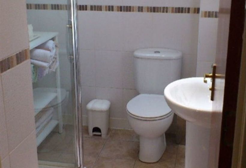 민박 Christines Guest House