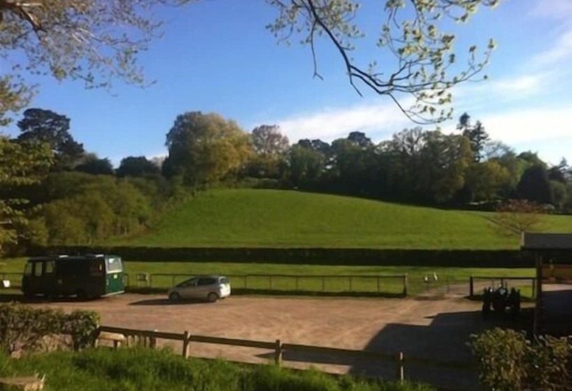 ベッドアンドブレックファースト Cider Cottages