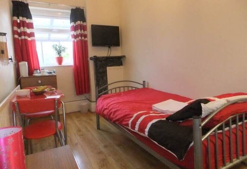 مبيت وإفطار Heavenly Nights Guest House