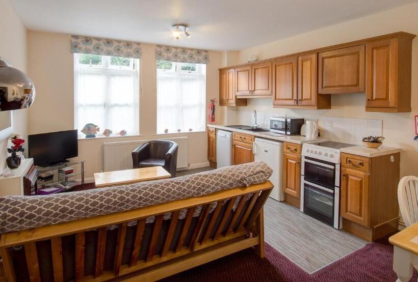 مبيت وإفطار Heywood Hall