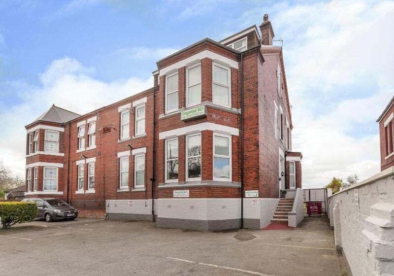 مبيت وإفطار Kingswood Guest House