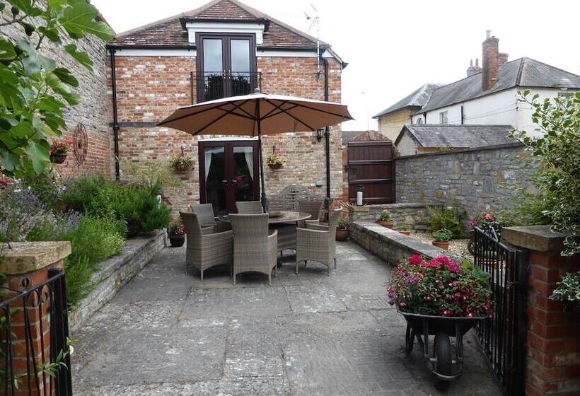 住宿加早餐  Liongate House