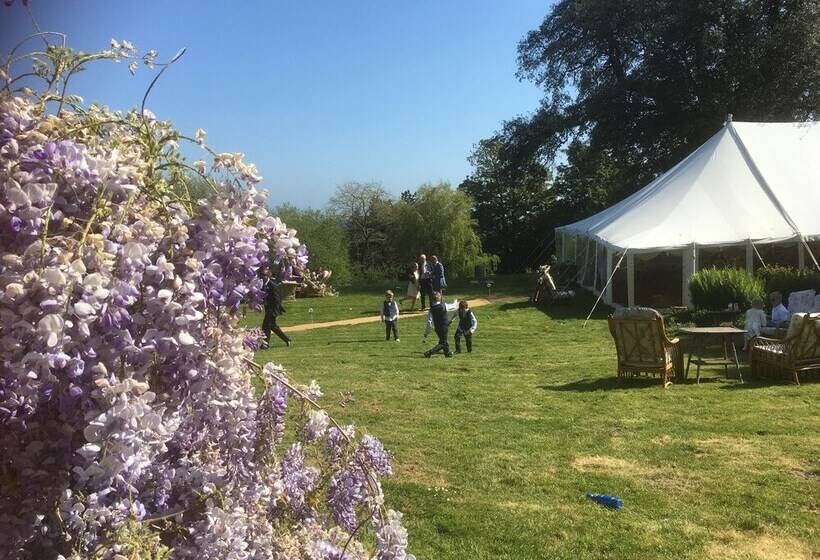 ベッドアンドブレックファースト Lisle Combe