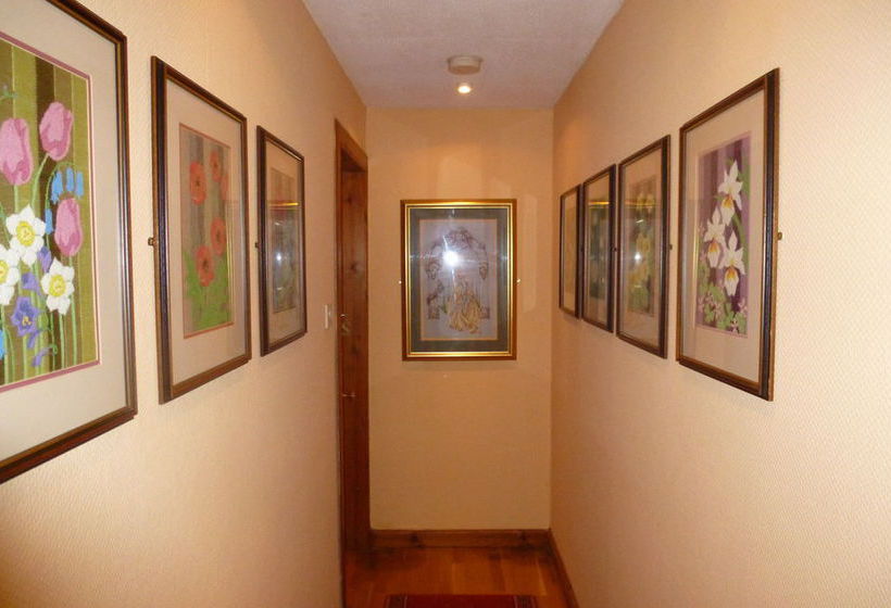 مبيت وإفطار Lochearn House