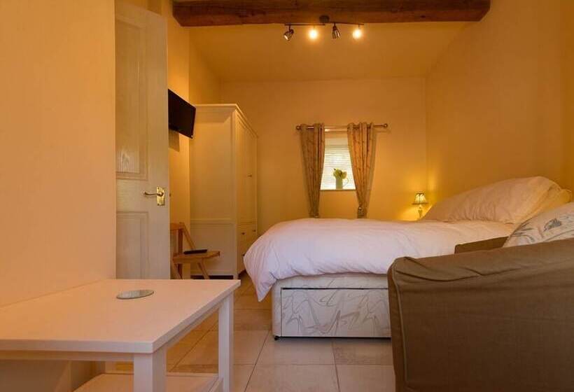 Pant Teg B & B