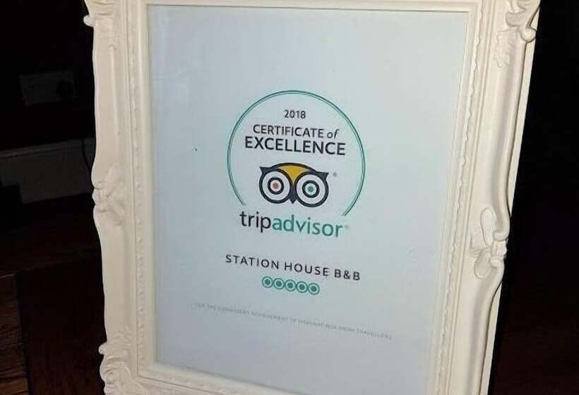 Station House Lanark Bed And Breakfast