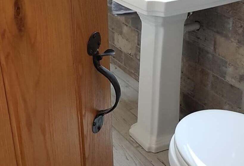 Station House Lanark Bed And Breakfast