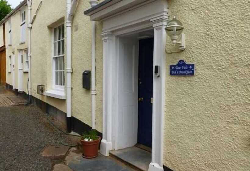 ベッドアンドブレックファースト Taw Vale