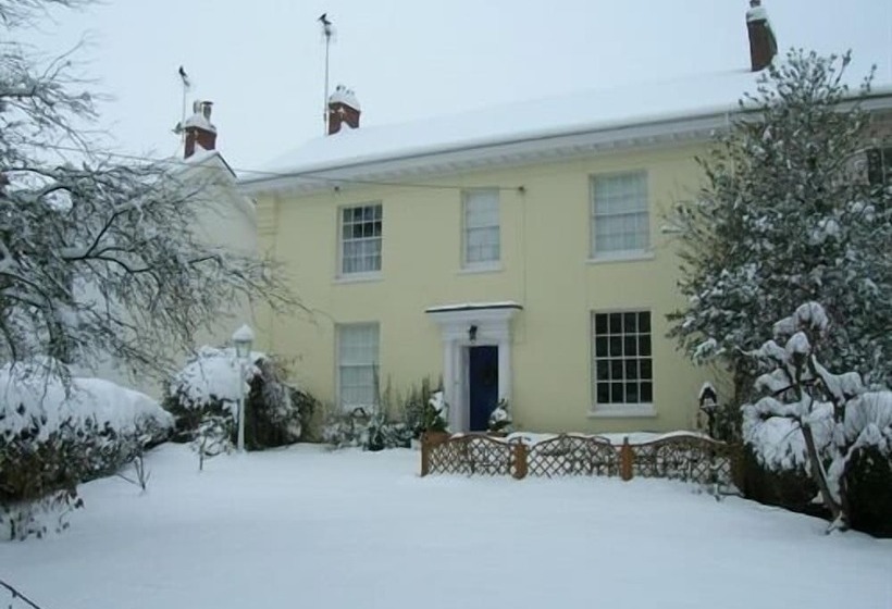 ベッドアンドブレックファースト Taw Vale