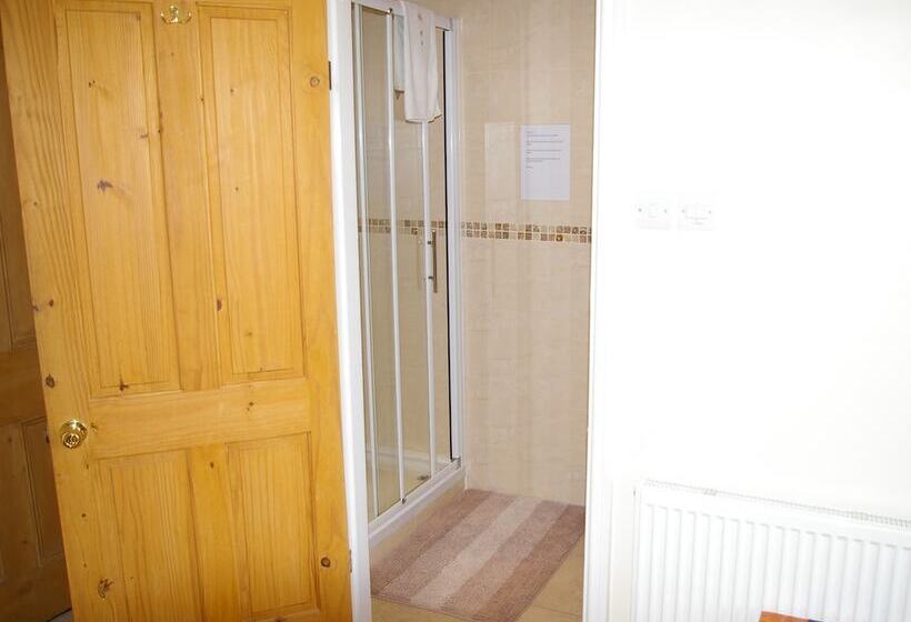 مبيت وإفطار The Grange