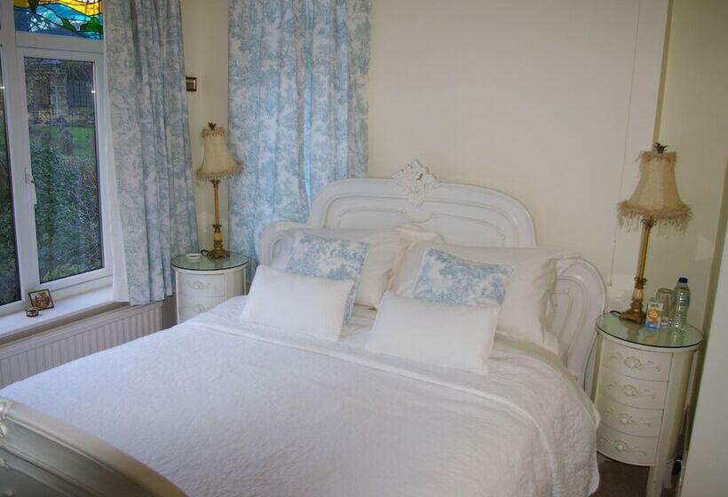 مبيت وإفطار The Grange