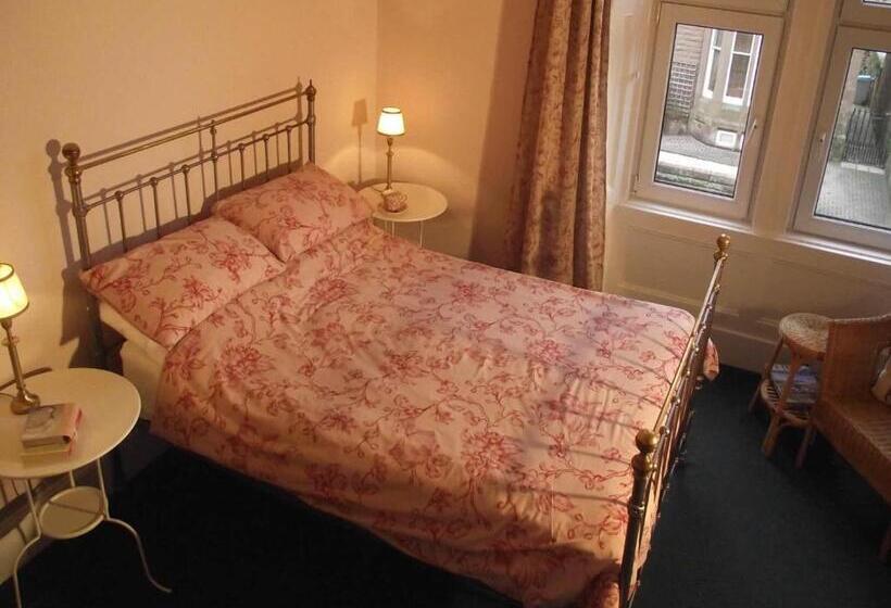 مبيت وإفطار The Old Rectory