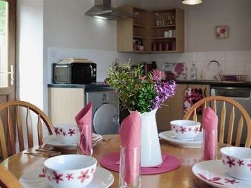 Bronhaul Farm Cottages