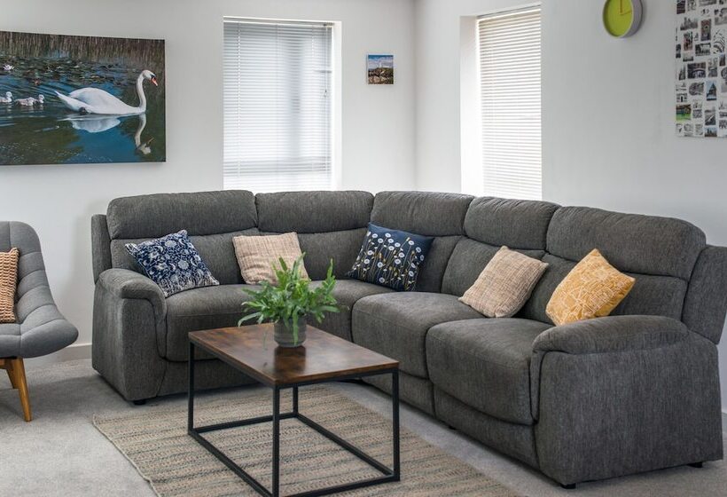 Cambridge Orchard Apartments 2 Double Bedrooms