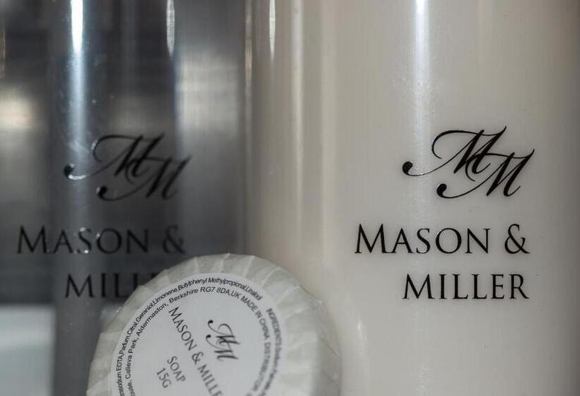 Cambridge Orchard Apartments   2 Double Bedrooms