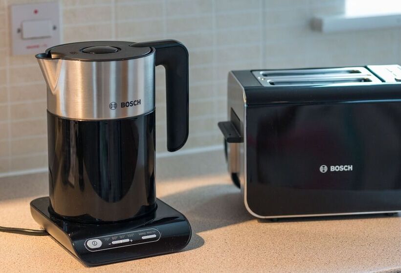 Cambridge Orchard Apartments 2 Double Bedrooms