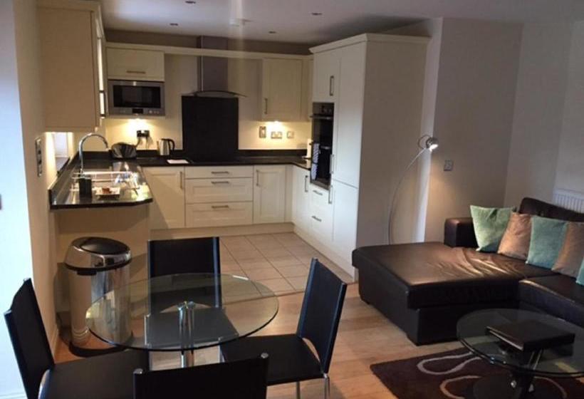 Cliddesden Place By House Of Fisher