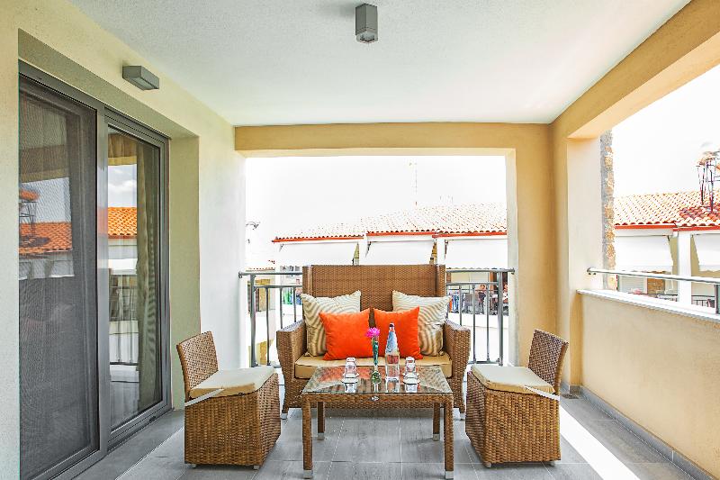 Core Hotel Polychrono